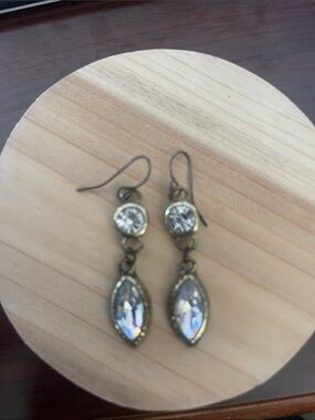 Vintage-Inspired Clear Crystal Drop Earrings - Women Jewelry